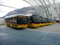 Postauto - Kleien Parade in Chur am 25.11.2016