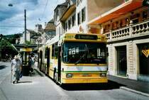 TN Neuch�tel Nr. 107 NAW/Hess Gelenktrolleybus am 2. August 2008 Neuch�tel, Place Pury