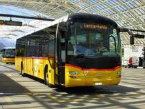 Ein Lions Regio wartete am 22.6.13 auf dem Postdeck Chur auf Fahrgäste.