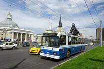 Russland / Bus Moskau / Bus Moscow: Oberleitungsbus BKM (Belkommunmash) 20101, aufgenommen im Juli 2015 im Stadtgebiet von Moskau. 