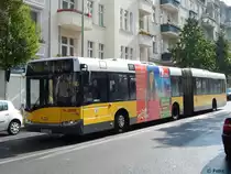 Solaris Urbino 18 der BVG in Berlin am 24.08.2015
