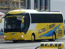 MAN Lion's Coach Supreme von Flaegel Reisen aus Deutschland in Berlin am 24.08.2015