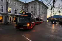 Ein SOLARIS Trollino 18 MetroStyle der SLB, fährt als Linie 2 (Salzburg Süd - Itzling Pflanzmann), in die Haltestelle Salzburg Hauptbahnhof ein.
Aufgenommen am 10.12.2016.