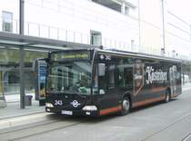 Wagen 243 an der Haltestelle, Stadtpromenade/Blechen-Carr�