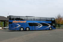 VDL Synergy von Eberhardt Reisen am 14.10.2016 am Deutschen Weintor in Schweigen