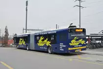 Solaris Bus der Post auf der Linie 84, wartet beim Bahnhof Kaiseraugst die nächste Abfahrtszeit ab. Die Aufnahme stammt vom 10.02.2017.