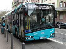 VGF/ICB Solaris Urbino 12 Wagen 206 am 18.02.17 in Frankfurt am Main