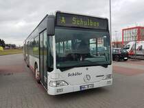 Schäfer Reisen Mercedes Benz Citaro 1 G am 23.03.17 in Erlensee auf einen Parkplatz