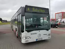 Schäfer Reisen Mercedes Benz Citaro 1 G am 23.03.17 in Erlensee auf einen Parkplatz