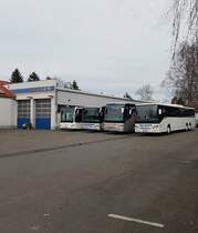 Omnibusunternehmen Heuser Mercedes Benz Citaro C2, zwei Setra Überlandbusse und ein Setra Reisebus am 03.03.17 in Langenselbold vom Gehweg aus fototgrafiert