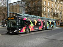 MVG Mercedes Benz Citaro 2 G Wagen 927 Stadtwerke Vollwerbung am 04.03.17 in Mainz Hbf