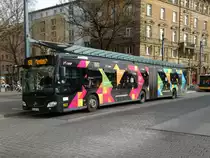 MVG Mercedes Benz Citaro 2 G Wagen 927 Stadtwerke Vollwerbung am 04.03.17 in Mainz Hbf