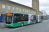 Mercedes Citaro 7015, auf der Linie 30, wartet an der Endstation beim Badischen Bahnhof. Die Aufnahme stammt vom 09.03.2017.