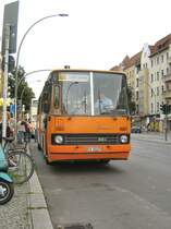 IKARUS-Stadtbus in der Mllerstrasse, Sonderverkehr zum BVG-Tag der offenen Tr, 7. 9. 2008