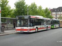 Ein gewhnlicher Nachmittag im Hammer Berufsverkehr und dennoch ist RLG-Wagen 99-40 bis unters Dach gefllt. 