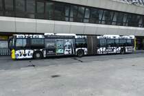 Scania Citywide der BVG, Wagen '4550' auf der Flughafenlinie Berlin Tegel - Alexanderplatz im März 2017.