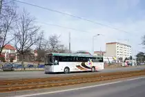 Mercedes-Benz Intouro vom Omnibusbetrieb & Reisebüro Lorenz GmbH / Nessetal - Reisen, aufgenommen im März 2017 im Stadtgebiet von Gotha.