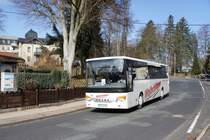 Setra S 415 UL business vom Omnibusbetrieb Wollschläger, aufgenommen im März 2017 in Friedrichroda / Landkreis Gotha.