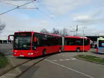 Freiburger VAG Mercedes Benz Citaro 1 Facelift G Wagen 975 am 20.03.17 an der Haltestelle Haid