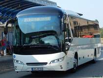 Neoplan Jetliner von Regionalbus Rostock in Güstrow am 13.09.2016