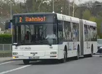 Am 19.04.2016 fährt GI-SW 648 auf der Linie 2 durch Gießen. Aufgenommen wurde ein MAN Niederflur-Gelenkbus der 2. Generation.
