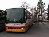 Setra Postbus  neben der Waschanlage (Postbusgarage RIED i.I.) auf (07-03-15)