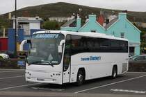 Volvo Reisebus am 11.4.2017 in Dingle in Irland.