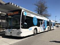 MB C2 der VZO mit Züri Ost Werbung am 30.4.17 in Esslingen.