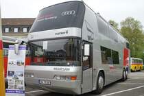 Neoplan Skyliner N 122-3 Sonderfahrzeug  Audi Team Rosberg , 5. Europatreffen historischer Omnibusse in Speyer 22.04.2017