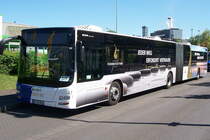 Wagen 41 der Völklinger Verkehrsbetriebe, MAN A40 aus dem Jahr 2016, steht am 10.05.2017 in Wartestellung.