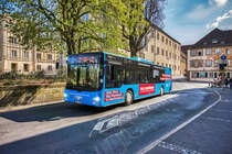Ein MAN Lion´s City der SÜC fährt am 8.4.2017 kurz vor der Haltestelle Theaterplatz vorüber.
Unterwegs war der Bus auf der Linie 7 (Neershof - Coburg Bahnhof/ZOB - Scheuerfeld, Paul-Helbich-Platz).