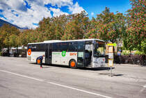 Ein Mercedes-Benz Intouro von HPV steht am 10.5.2017 bei der Haltestelle Lienz Bahnhof.
Unterwegs war der Bus auf der Kfl. 5002 (Lienz Bahnhof - Winklern im Mölltal - Heiligenblut Hotel Heiligenblut).