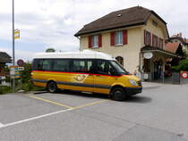 Postauto - Mercedes Sprinter VD  1053 in Chernex am 09.05.2017