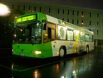 Hako 8 macht am Pauseplatz an der Posstrae in Hamm sein wohlverdeintes Puschen bei miesem Nieselregen.