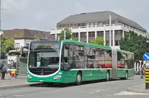 Mercedes Citaro 7036, auf der Linie 34, bedient die Haltestelle Wettsteinplatz. Die Aufnahme stammt vom 01.06.2017.