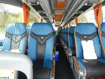 Der Fahrgastraum eines Mercedes Travego von Bohr aus Deutschland im Stadthafen Sassnitz am 24.04.2015