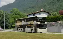 Fart, Locarno. Neoplan N4426L (Nr.5) in Gordevio. (2.6.2017)