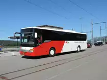 Glovelier, 26. Mai 2017 : Setra S 415 UL der Chemin de fer du Jura.