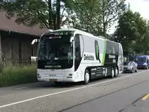 MAN Lions Coach des Tour de Suisse Team's Dimension Data am 12.6.17 in Bern.