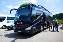 Movistar Teamcar am 17.6.17 vor dem Tour de Suisse Rennen in Schaffhausen.