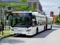 BRH ViaBus Scania Citywide am 23.06.17 in Hanau Freiheitsplatz auf der Linie 560