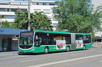 Mercedes Citaro 7023, auf der Linie 30, bedient die Haltestelle Steinenschanze. Die Aufnahme stammt vom 22.06.2017.