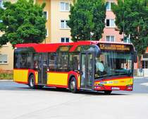 HSB Solaris Urbino 12 Wagen 17 mit Fähnchen zum Brüder Grimm Festspielen am 23.06.17 in Hanau Freiheitsplatz