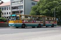 Ikarus Gelenkbus Nummer 191 in Eger in Ungarn nahe Basilika am 22.6.2017.