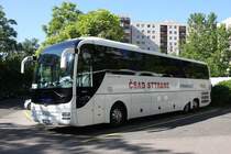 MAN Lions Coach Reisebus aus Spanien auf dem Parkplatz des Hotel Helia in Budapest am 19.6.2017.