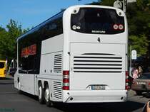 Neoplan Skyliner von Schomaker aus Deutschland in Berlin am 07.06.2016