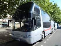 Neoplan Skyliner von Busunternehmen Christoph Schein aus Deutschland (ex Benninghoff/D) in Berlin am 07.06.2016