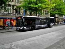 Mercedes-Benz O 530 III (Citaro 2. Generation) auf der Linie 37 nach Schenefelder Platz am Hauptbahnhof/Mönckebergstraße.(5.07.2017) 
