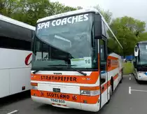 Volvo Bus mit Van Hool Aufbau am 30.05.17 am Loch Ness