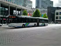 Solaris Urbino auf der Linie SB71 nach Hagen Hauptbahnhof an der Haltestelle Sparkassenkarree/Stadtmitte.(13.7.2017)
